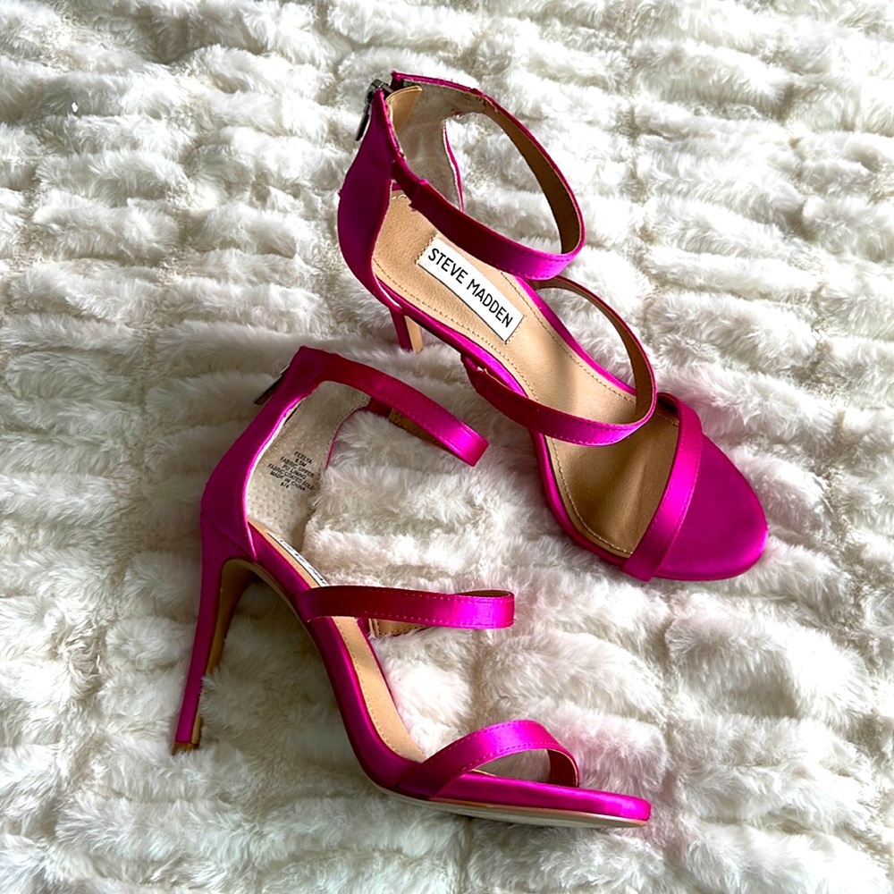 Steven Madden Pink Sandals